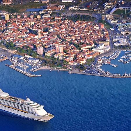 Apartmajsko Naselje Zusterna Διαμέρισμα Κόπερ Εξωτερικό φωτογραφία